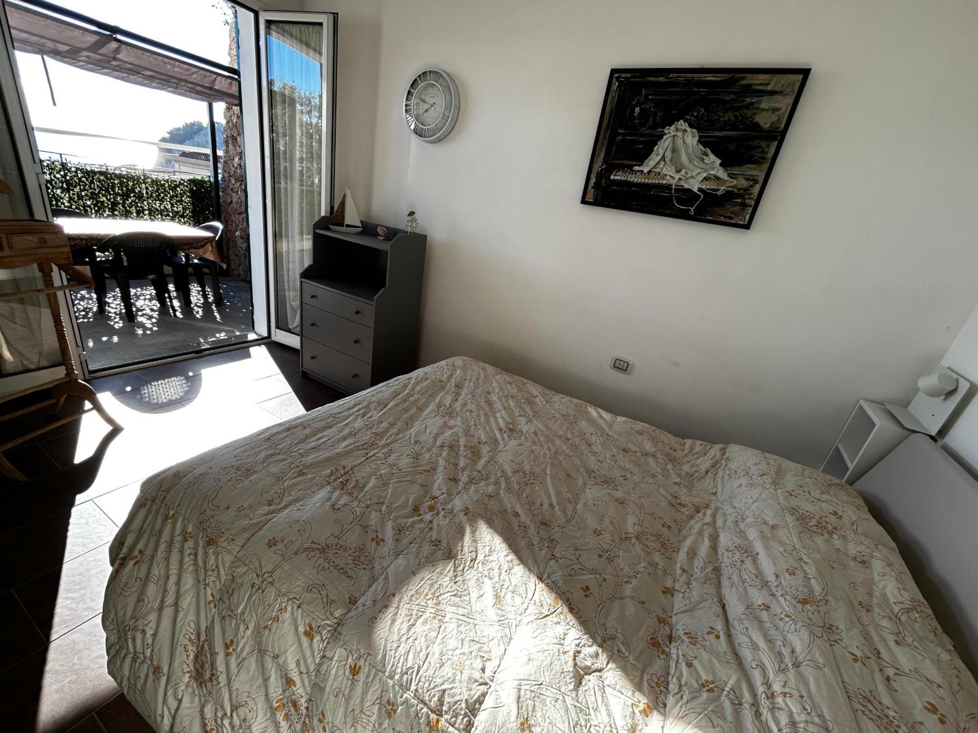 Casa Serge Vista Mare Con Ampio Terrazzo Privato Bergeggi Exterior foto