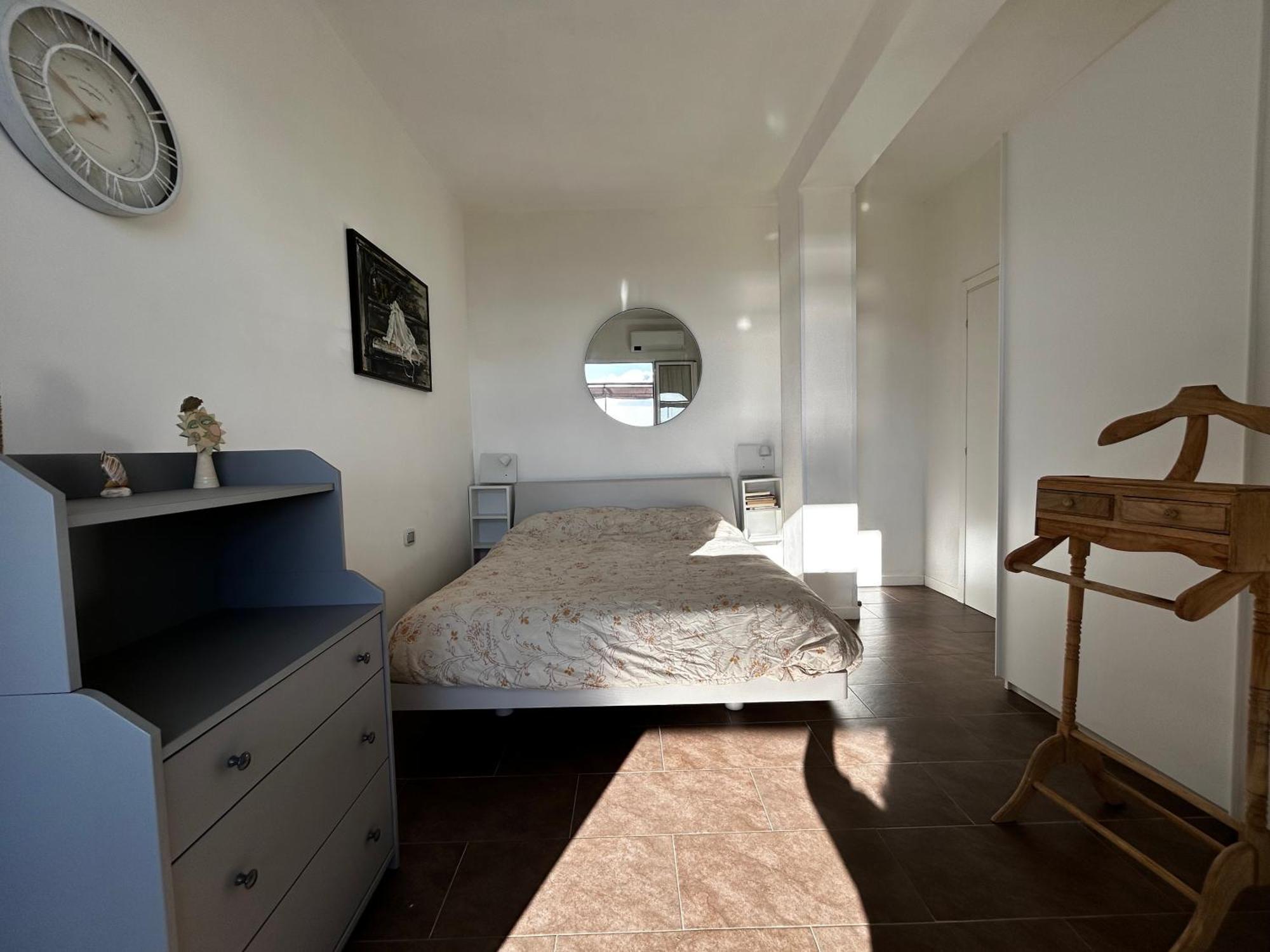 Casa Serge Vista Mare Con Ampio Terrazzo Privato Bergeggi Exterior foto